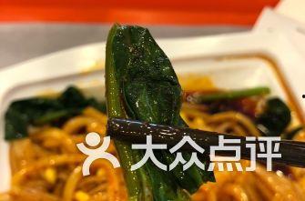 西安理工吃瓜,一场“吃瓜”事件背后的校园生活百态