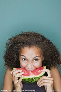 吃瓜妇女图片搞笑,笑料百出乐翻天