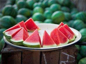 吃瓜晚上说,网络热词背后的文化现象