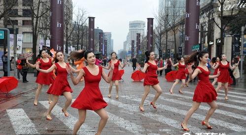 街头录像吃瓜,吃瓜群众围观奇闻异事